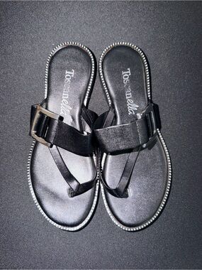 Black Sandals 6.5